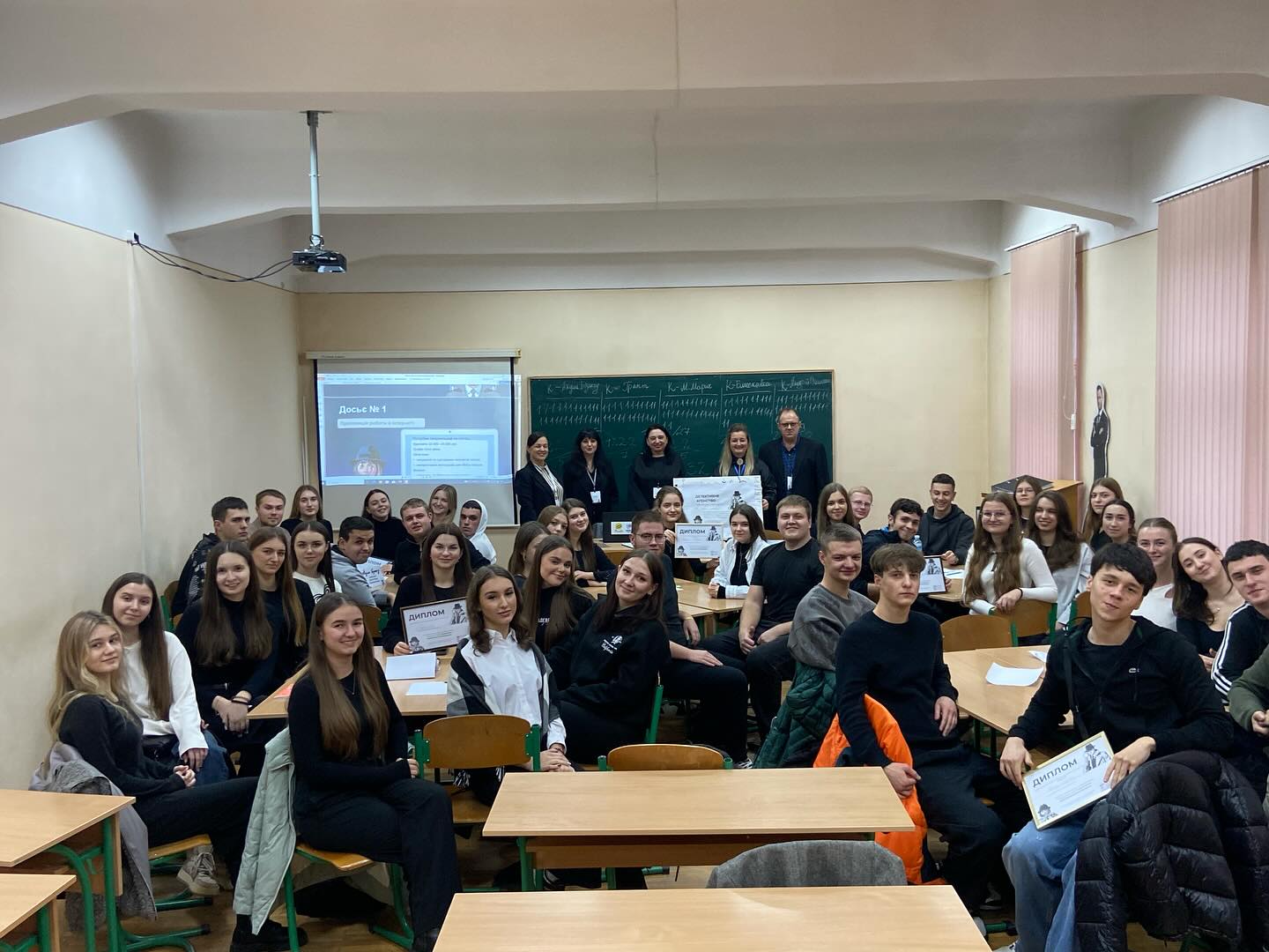 Студенти кафедри фінансів і кредиту долучилися до Марафону з платіжної безпеки НБУ та розслідували кейси фінансового шахрайства