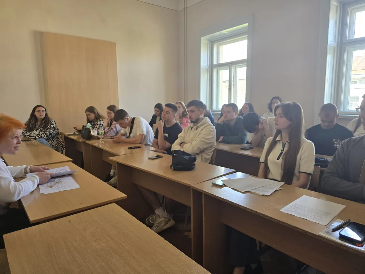 Дискусія про планування видатків на освіту: досвід від фахівчині для студентів 3 курсу