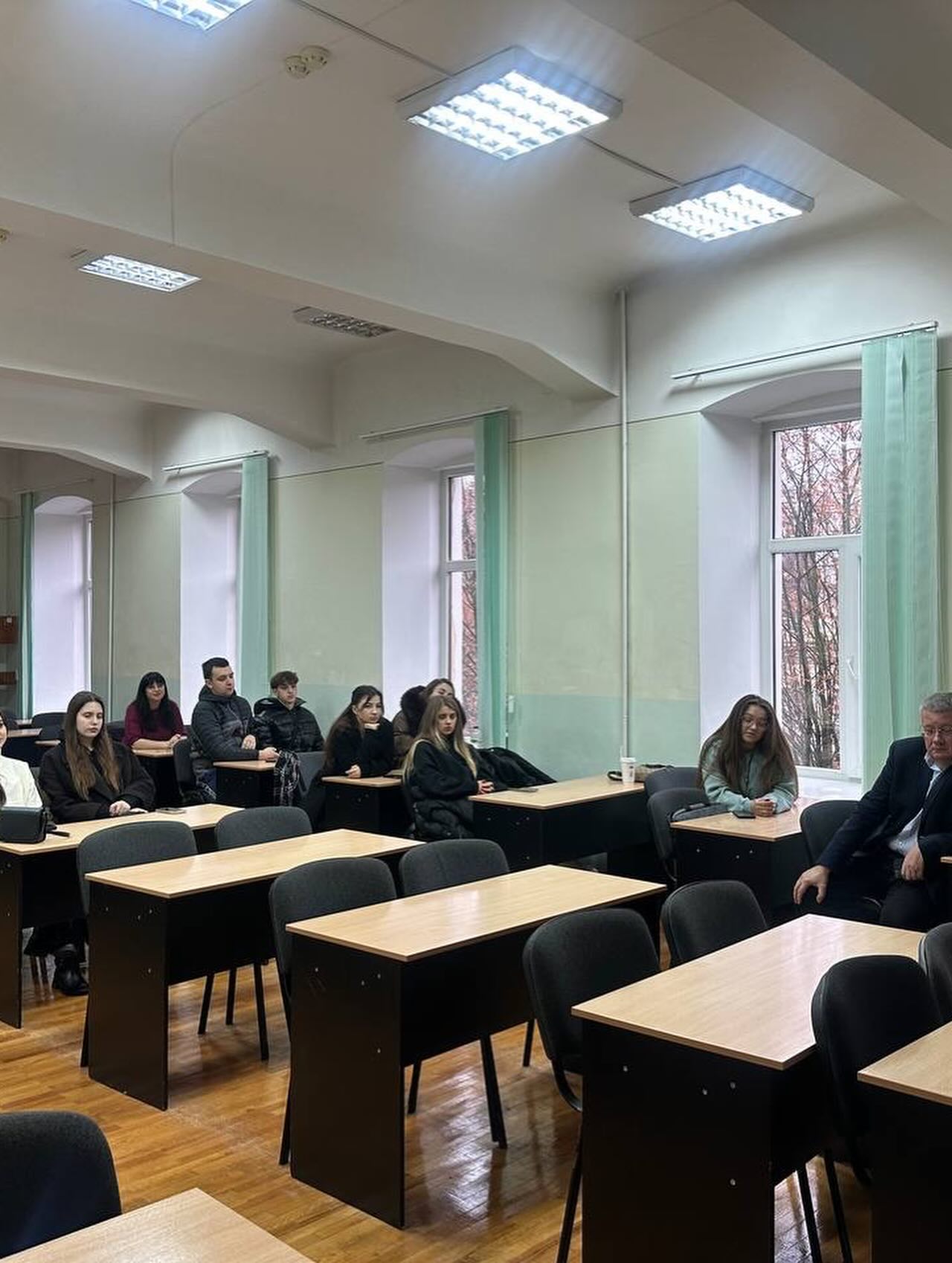 Практичний досвід банківського менеджменту: зустріч магістрів із начальником Прикарпатського РУ UKRSIBBANK